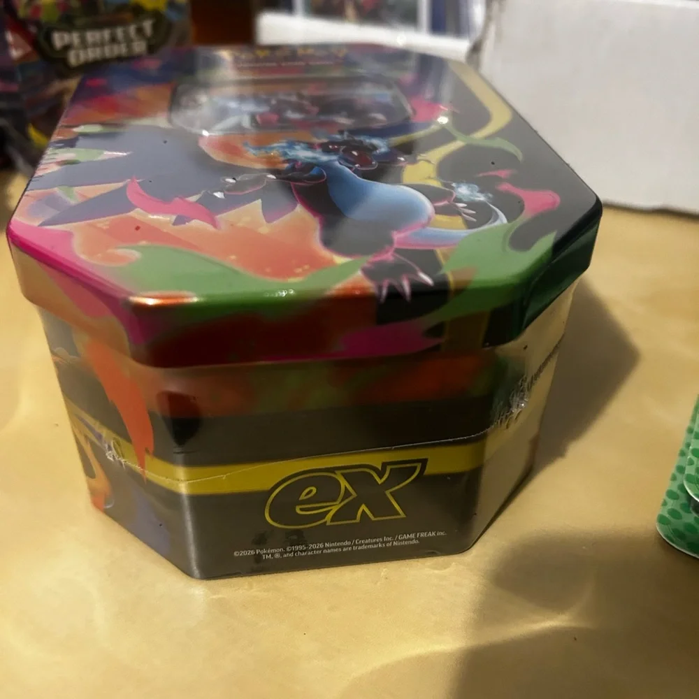 Trading Card Game‎ Tin - Black/Multicolor Mega Charizard X